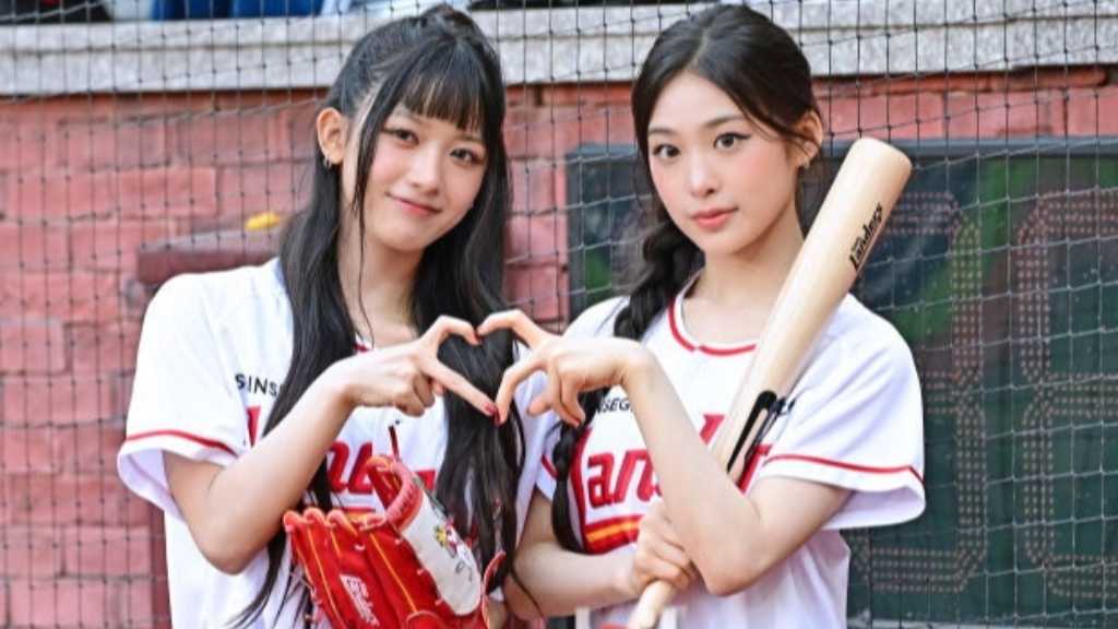 【PHOTO】Baby DONT Cry クミ&ベニ、始球式に登場…フレッシュな魅力