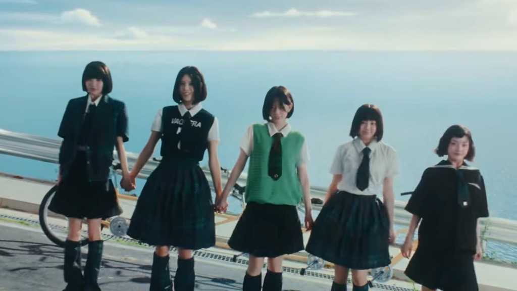 ILLIT、タイトル曲「Billyeoon Goyangi」MV公開…猫のようなダンスを披露