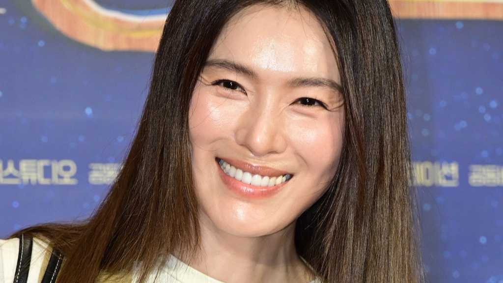 【PHOTO】元AFTERSCHOOLのカヒ＆元Wonder Girlsのソネら、映画「キング・オブ・キングス」フォトウォールイベントに出席