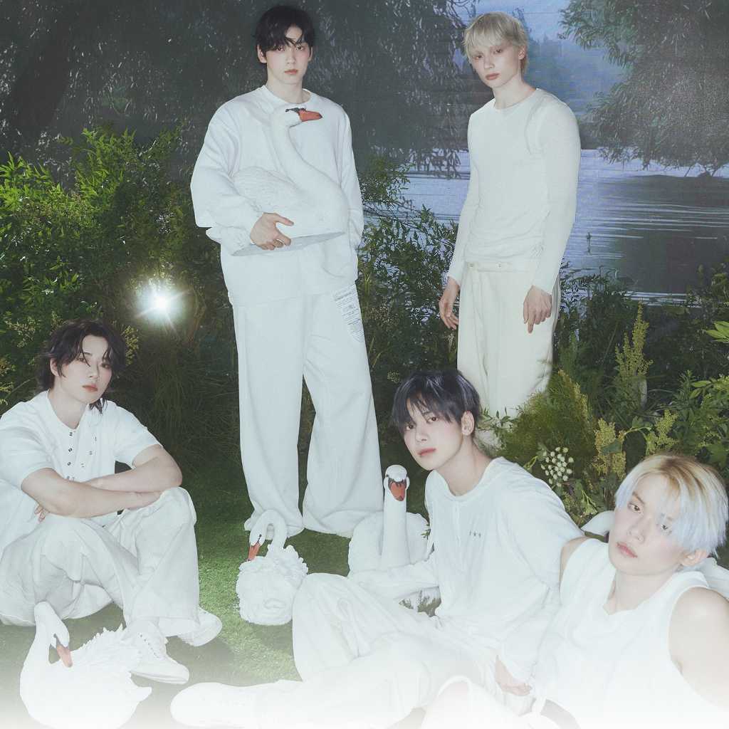 TXT、日本3rdフルアルバム「Starkissed」発売記念ショーケースの模様を生中継！