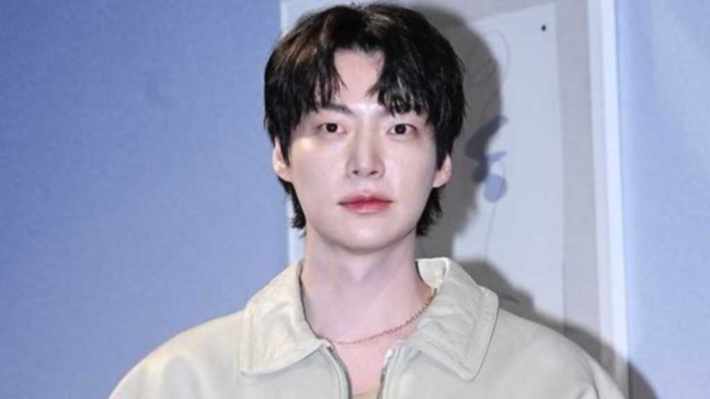 アン・ジェヒョン、離婚当時の様子を親友たちが暴露！？「私は一人で暮らす」で公開