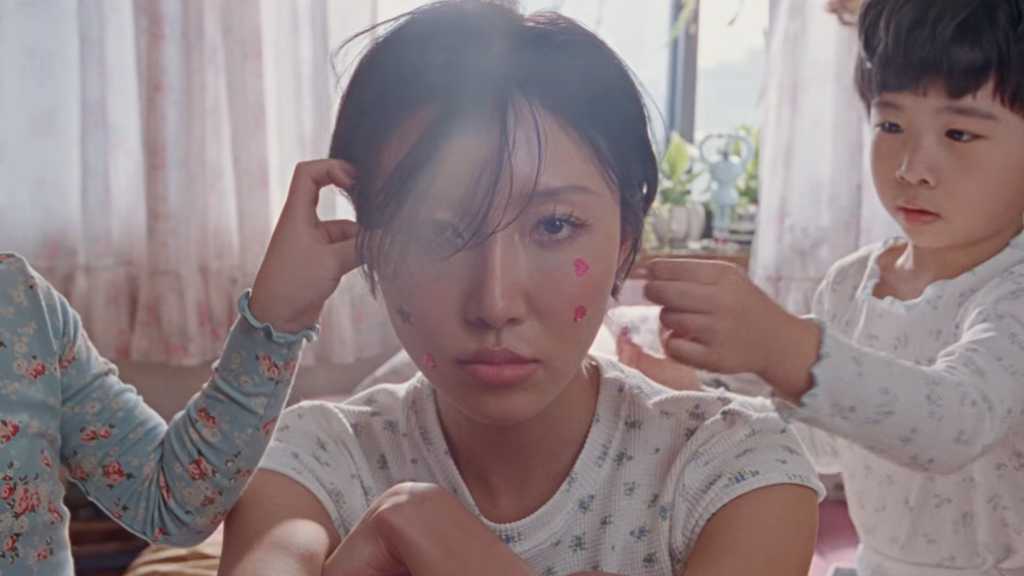 MAMAMOO ファサ、新曲「So Cute」MV公開！子供たちとの可愛いダンスシーンにも注目