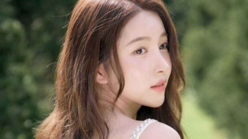 元GFRIEND キム・ソウォン、基礎スキンケアブランドをローンチ