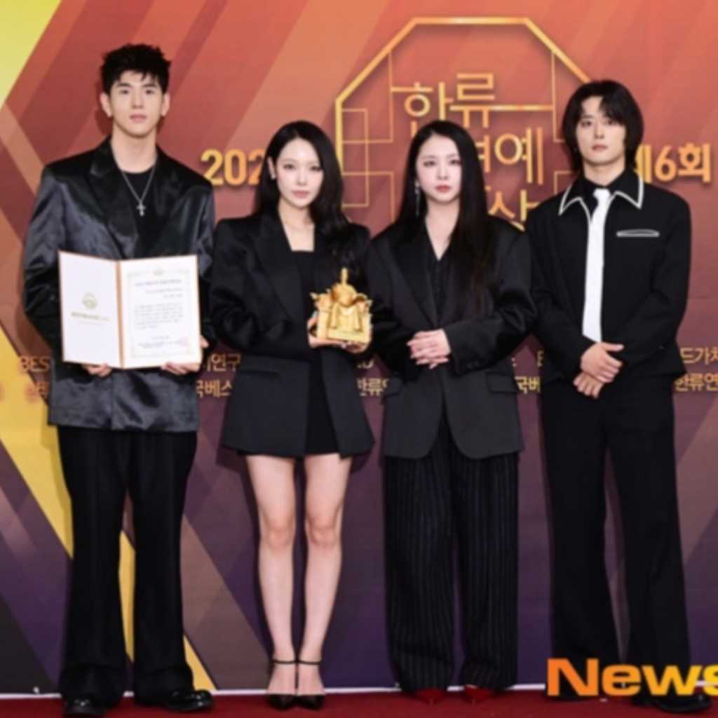 【PHOTO】KARD「大韓民国韓流芸能大賞」に出席