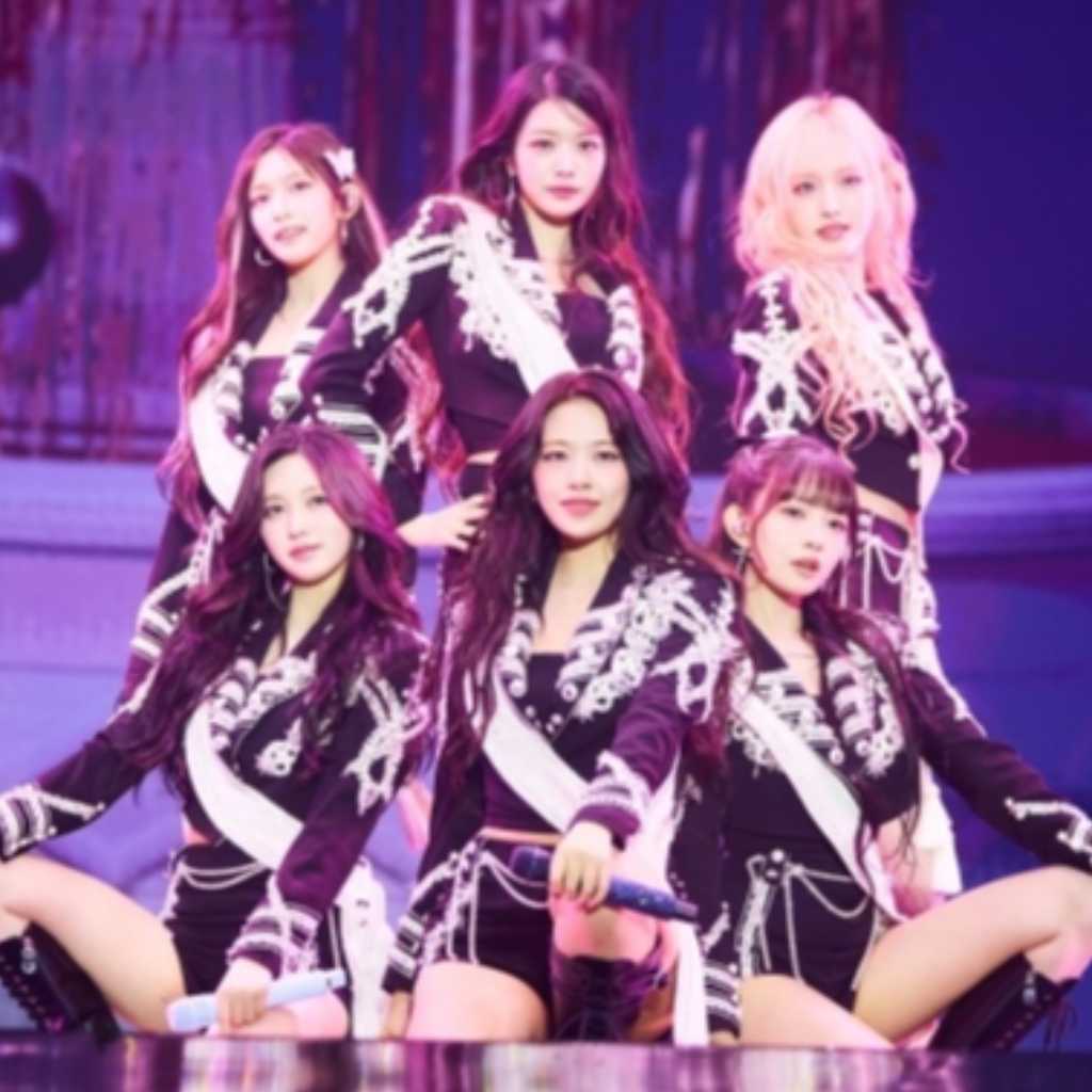 IVE、ファンコンサートツアーのソウル公演が大盛況！洗練されたビジュアルと圧巻のパフォーマンス
