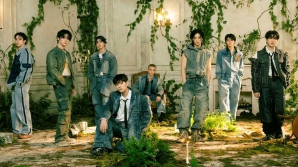 Stray Kids、第4世代K-POPグループで最高記録！日本3rdミニアルバム「Hollow」の初動売り上げが61万枚を突破