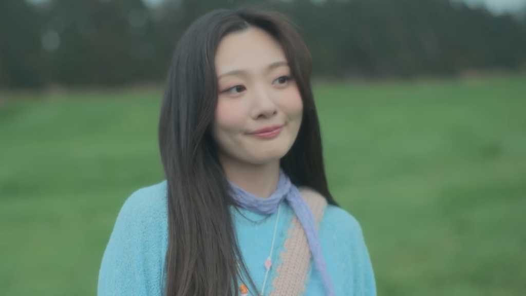 赤頬思春期、デビュー10周年記念シングル「Find You」MV公開…感性あふれる歌声に注目