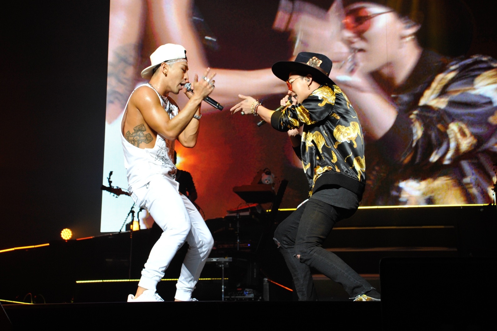 Bigbangのsol 大阪城ホールに盟友g Dragonがサプライズ出演 初の日本ソロツアーが大盛況にて閉幕 Kstyle