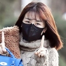 【PHOTO】パク・ハソン、ラジオ番組の収録に参加…キュートなポーズ（動画あり）