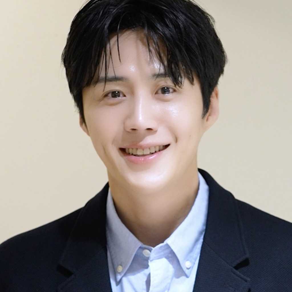 【Kstyle14周年】キム・ソンホさんからお祝いメッセージをいただきました！