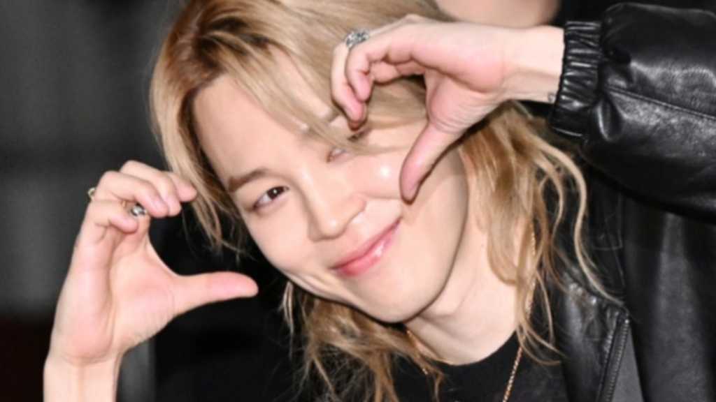 【PHOTO】BTSのSUGA＆J-HOPE＆ジミン、ワールドツアーの東京ドーム公演を終えて韓国に到着