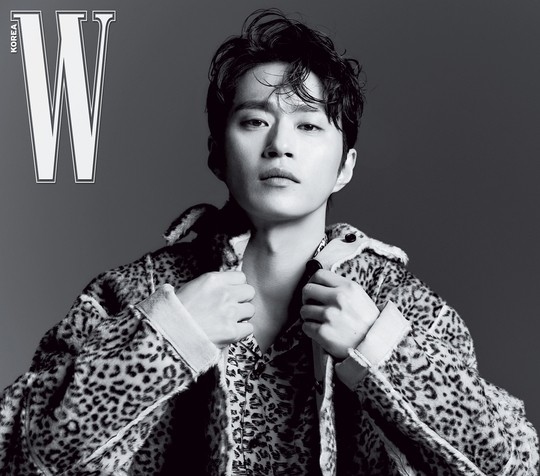 キム ソンギュ カリスマ溢れるモノクログラビア 原動力は プレッシャーと不安 Kstyle