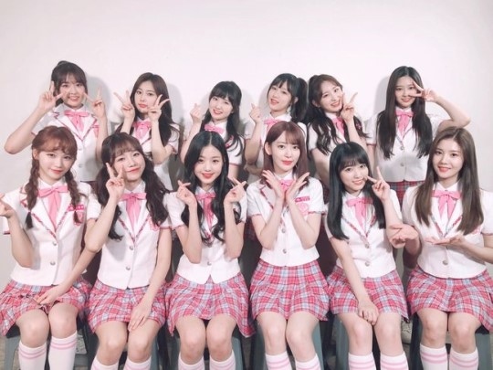 PRODUCE48」から誕生したIZ*ONE、結成後初の集合写真を公開！個性