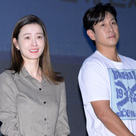 【PHOTO】チョン・ユミ＆イ・ソンギュン、映画「スリープ」舞台挨拶に出席