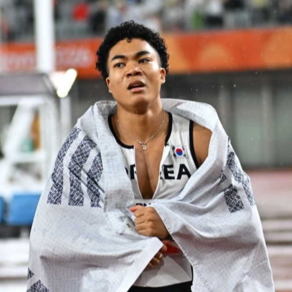 「太陽の末裔」の“ヤギ少年”ナマディ・ジョエル・ジン、失格の危機乗り越えアジア大会で銅メダル！