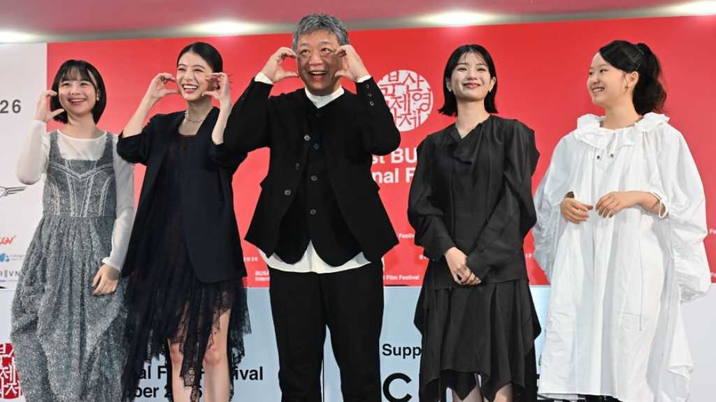 【PHOTO】是枝裕和監督＆出口夏希らが韓国へ！映画「ルックバック」記者会見に出席