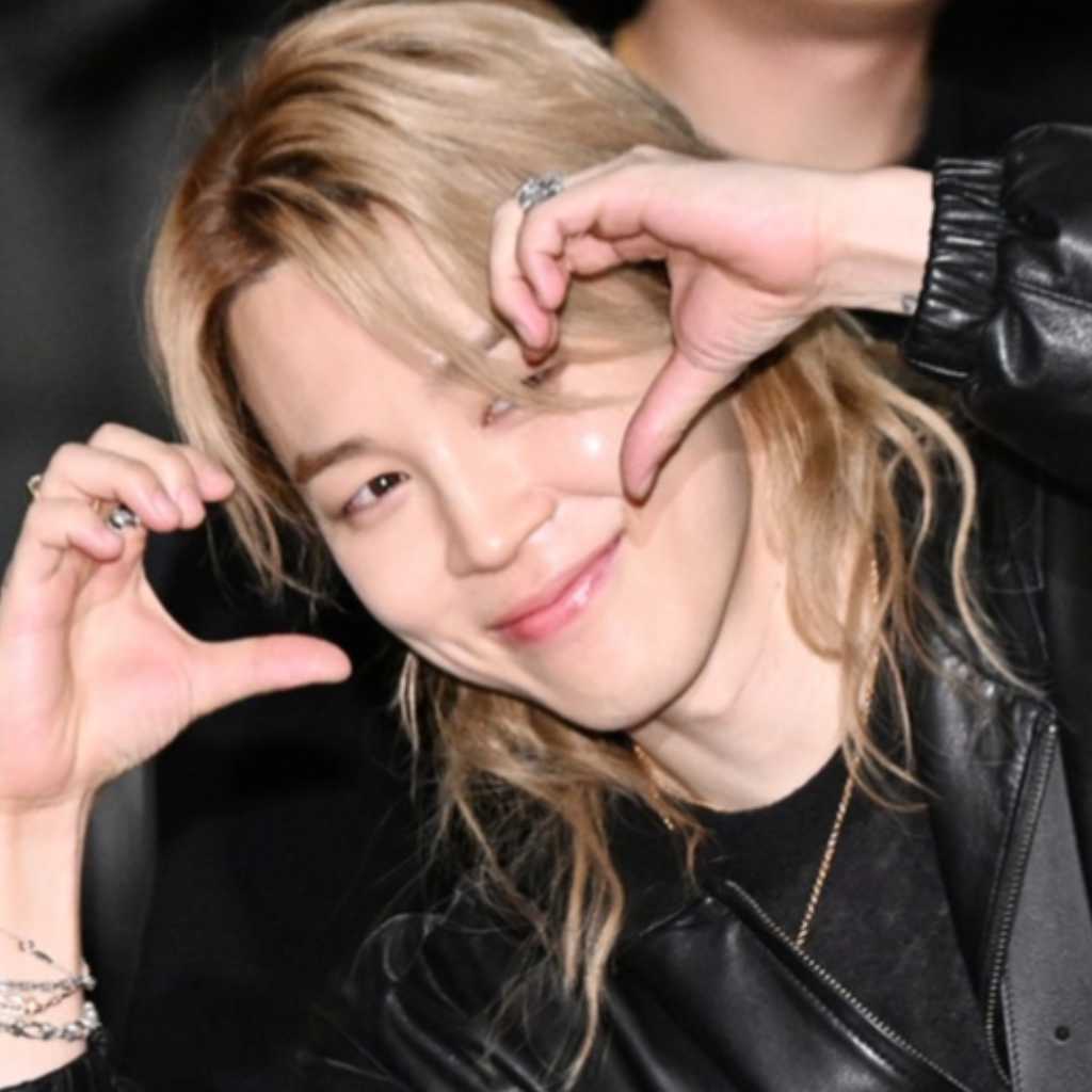 【PHOTO】BTSのSUGA＆J-HOPE＆ジミン、ワールドツアーの東京ドーム公演を終えて韓国に到着