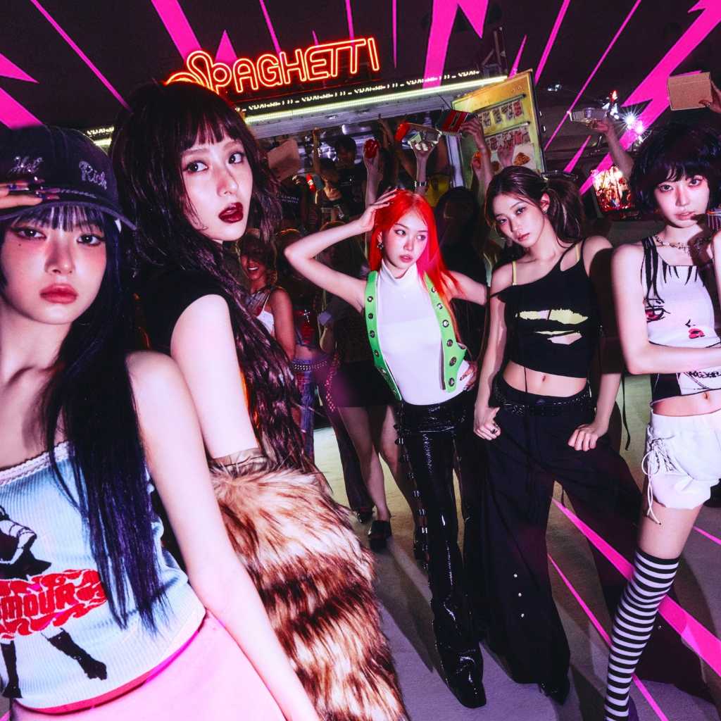 LE SSERAFIM、BTSのJ-HOPEとのコラボに感激「音源を聴いて鳥肌が立った…一生感謝し続ける」