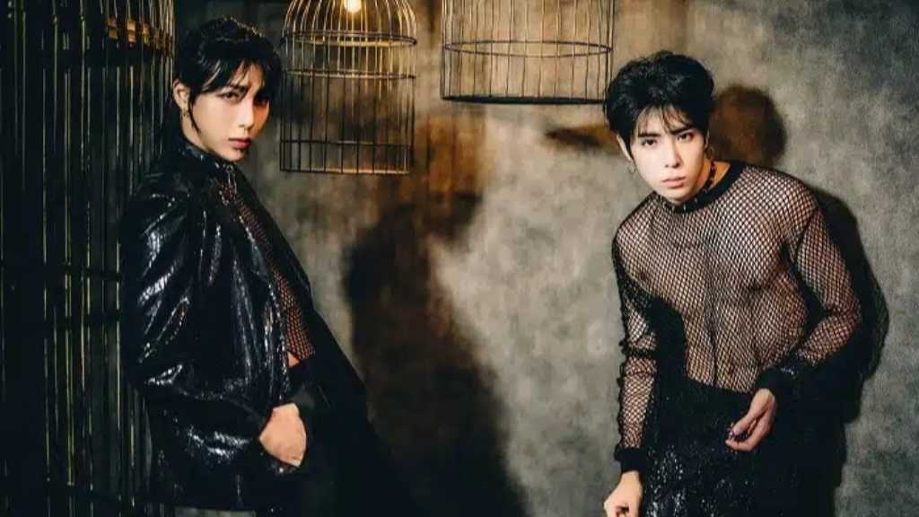 【激レア・新品・匿名配送】朝鮮ウォン 中朝友好記念 List of Japanese AKB0048 [Precious Memories] Singles | Buy