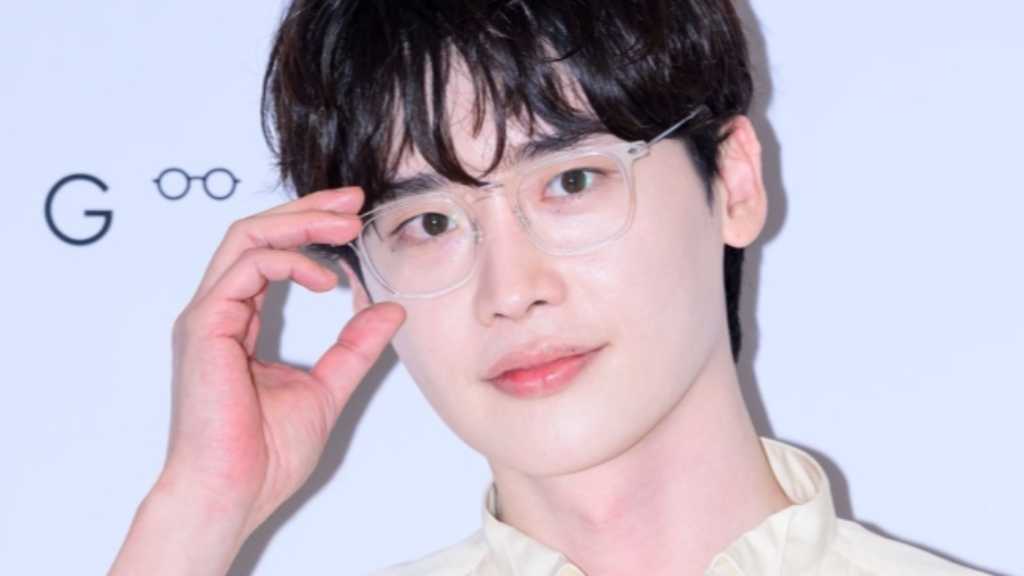 【PHOTO】イ・ジョンソク、アイウェアブランド「LINDBERG」のイベントに出席