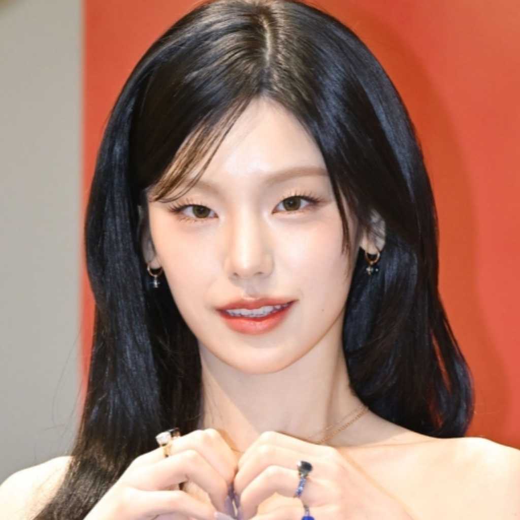 【PHOTO】ITZY イェジ＆イム・スジョン、ジュエリーブランド「POMELLATO」のイベントに出席