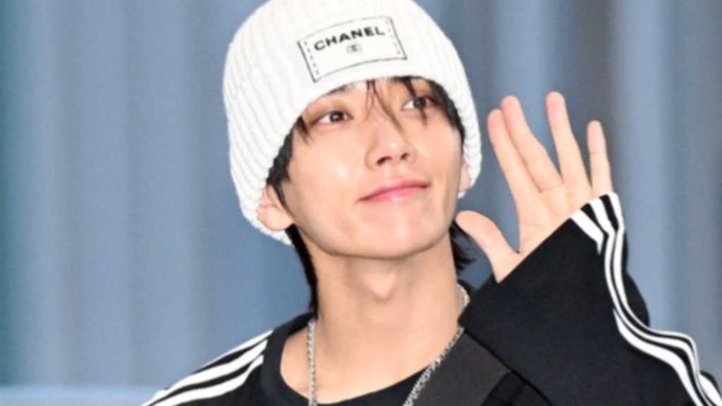 【PHOTO】SEVENTEEN、アジアツアーの香港公演のため出国(動画あり)