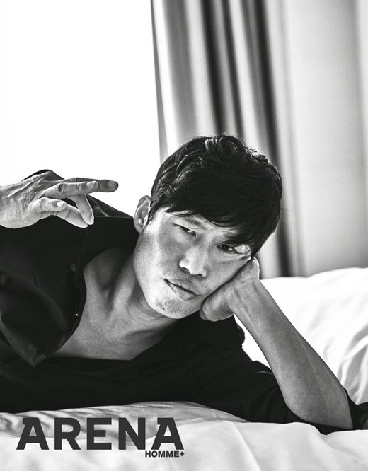 ユ・ヘジン、魅力的なギャップをアピール!セクシーな秋のグラビア公開 Kstyle