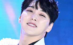 【PHOTO】SUPER JUNIOR ソンミン＆ノ・ジフン＆キム・スチャンら「ザ・トロットショー」に出演