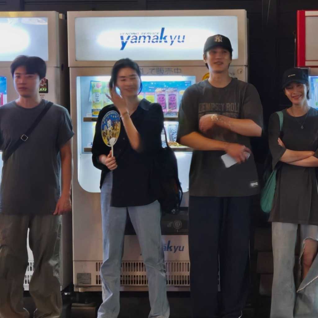 アン・ボヒョン、ドラマ「財閥 x 刑事2」俳優陣＆スタッフと大阪旅行を満喫！記念ショットが話題