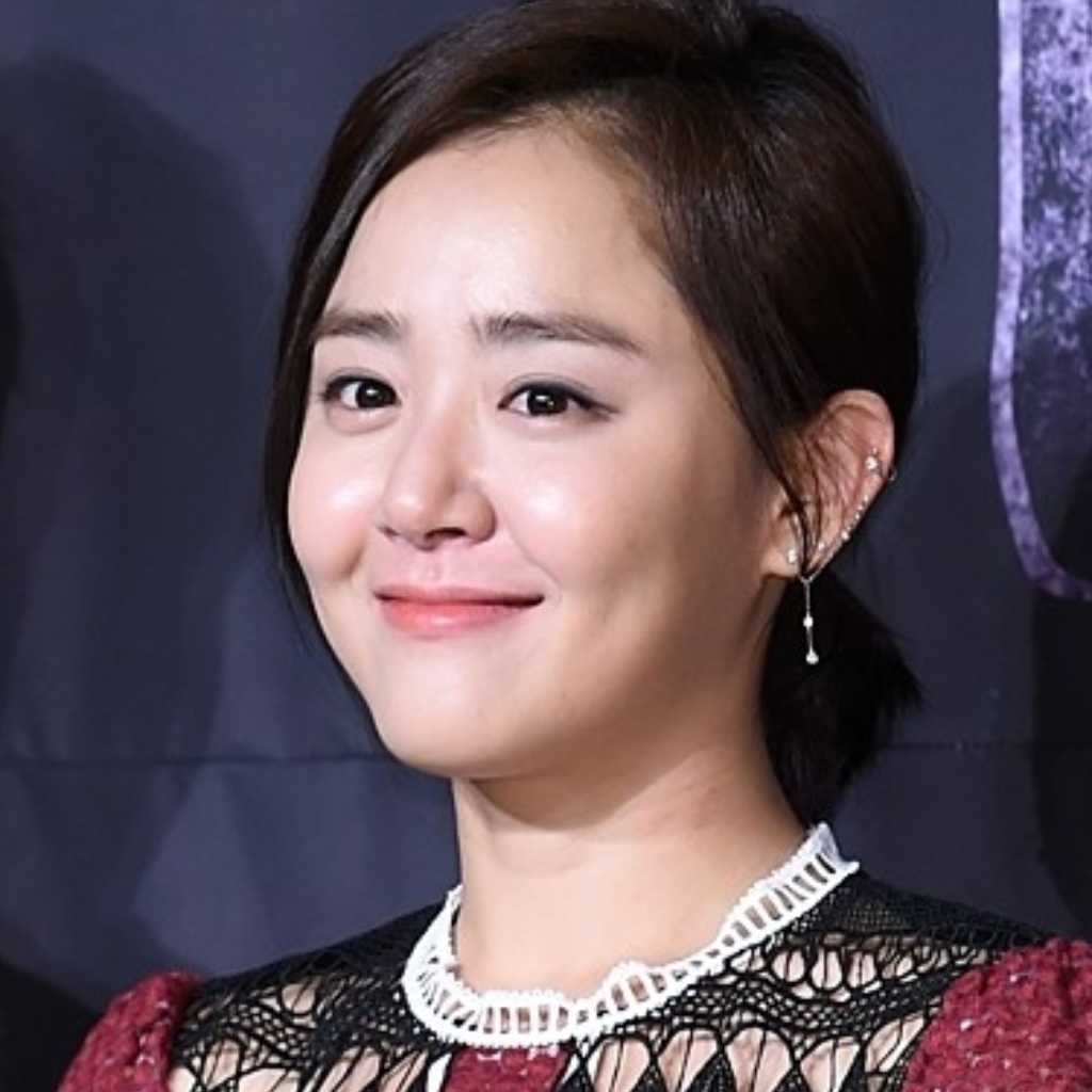 ムン・グニョン、結婚を電撃発表…お相手は7歳年上のミュージカル俳優