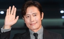 【PHOTO】イ・ビョンホン＆ソ・イェジ＆パク・ミョンフンら「2020釜日映画賞」レッドカーペットに登場