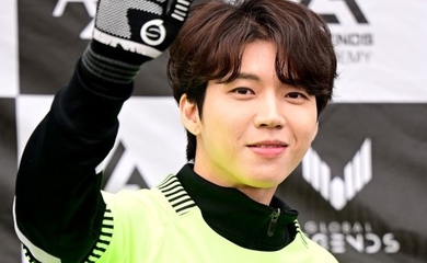 【PHOTO】INFINITE ウヒョン＆Block B ユグォン＆ハン・スンユンら、チームFCクライファート慈善試合に参加