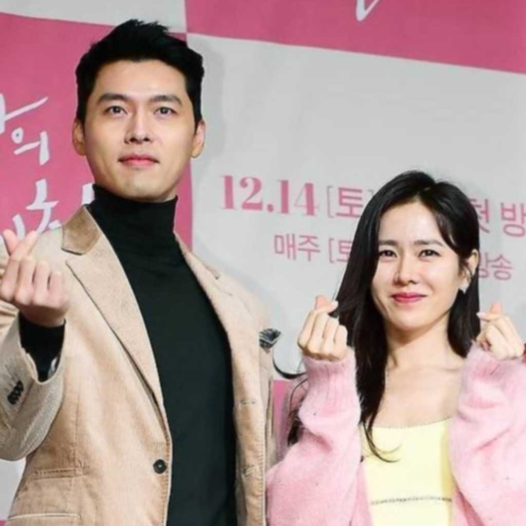 ヒョンビン＆ソン・イェジン夫妻、日本で家族旅行を満喫…可愛らしい息子の姿も