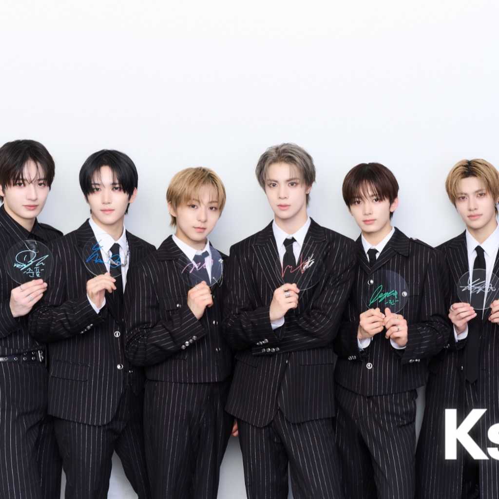 【終了しました】Kstyle PARTY出演!NouerA直筆「ゼロ距離カメラ」サインパネルを各1名様に