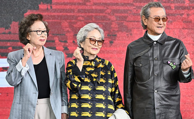 【PHOTO】ナ・ムニ＆キム・ヨンオク＆パク・グンヒョン、映画「最後のピクニック」舞台挨拶に出席