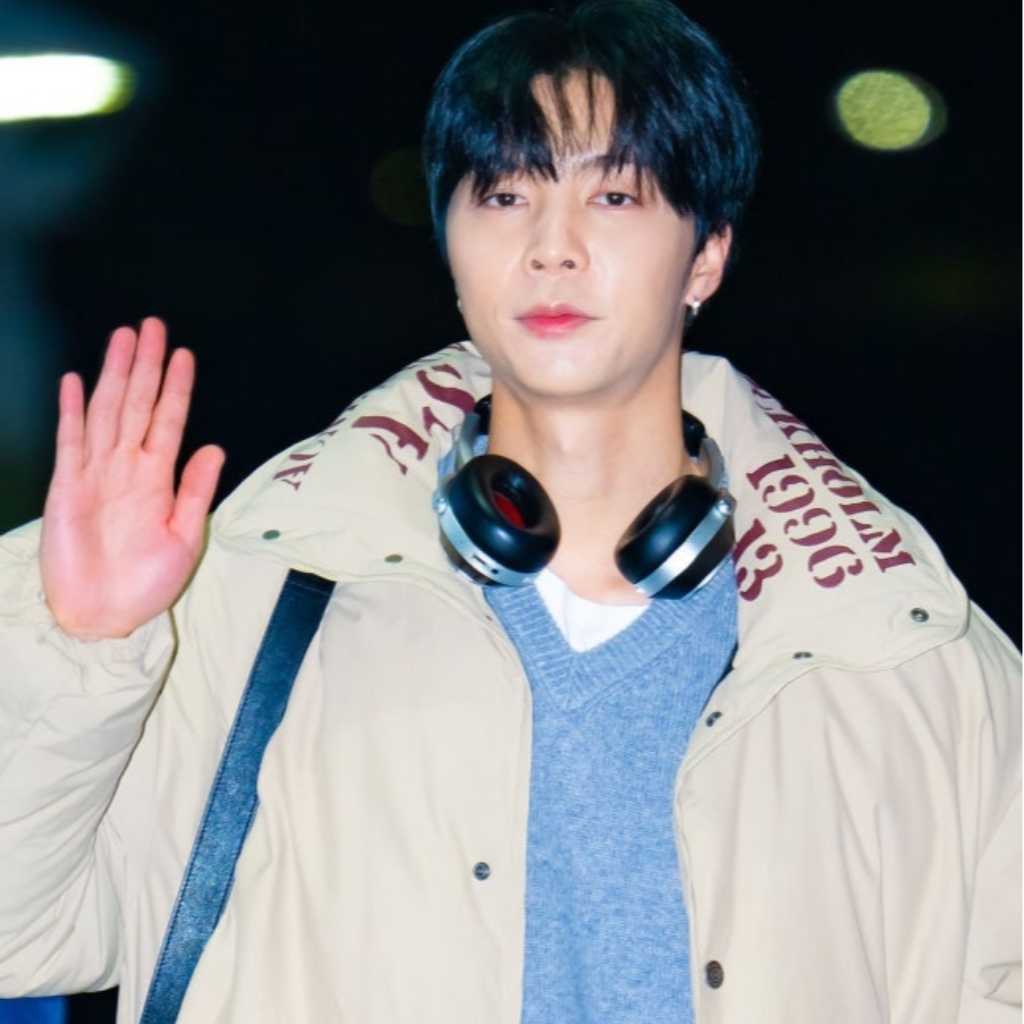 【PHOTO】NCT ジャニー、海外スケジュールのため出国