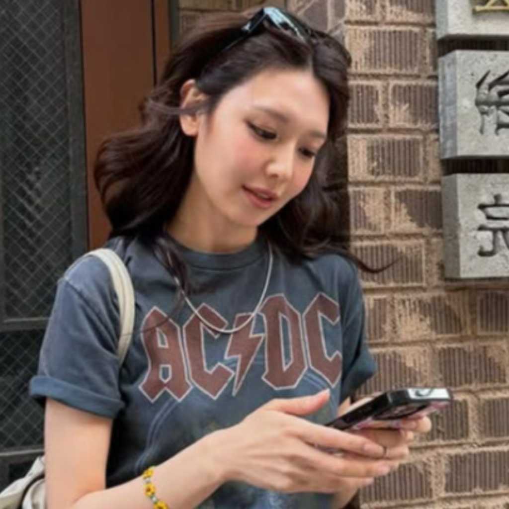 “チョン・ギョンホと破局”少女時代 スヨン、日本で撮った記念ショットを公開…応援コメント続々