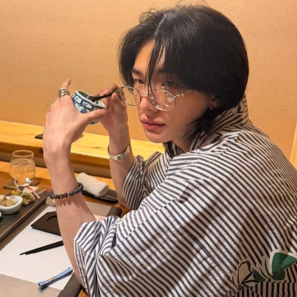 Stray Kids ヒョンジン、北海道旅行を満喫！浴衣姿から雪遊びまで…近況ショットが話題に