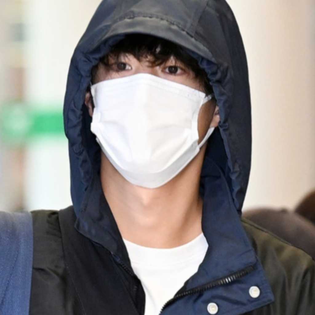 【PHOTO】パク・ボゴム、ファンミーティングの台湾公演を終えて韓国に到着（動画あり）