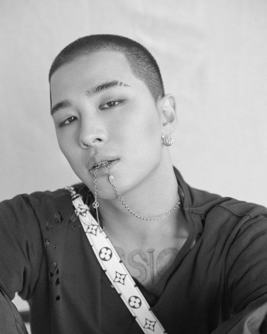 Bigbangのsol 本日 3 12 入隊 現場には妻ミン ヒョリンも同行 Kstyle