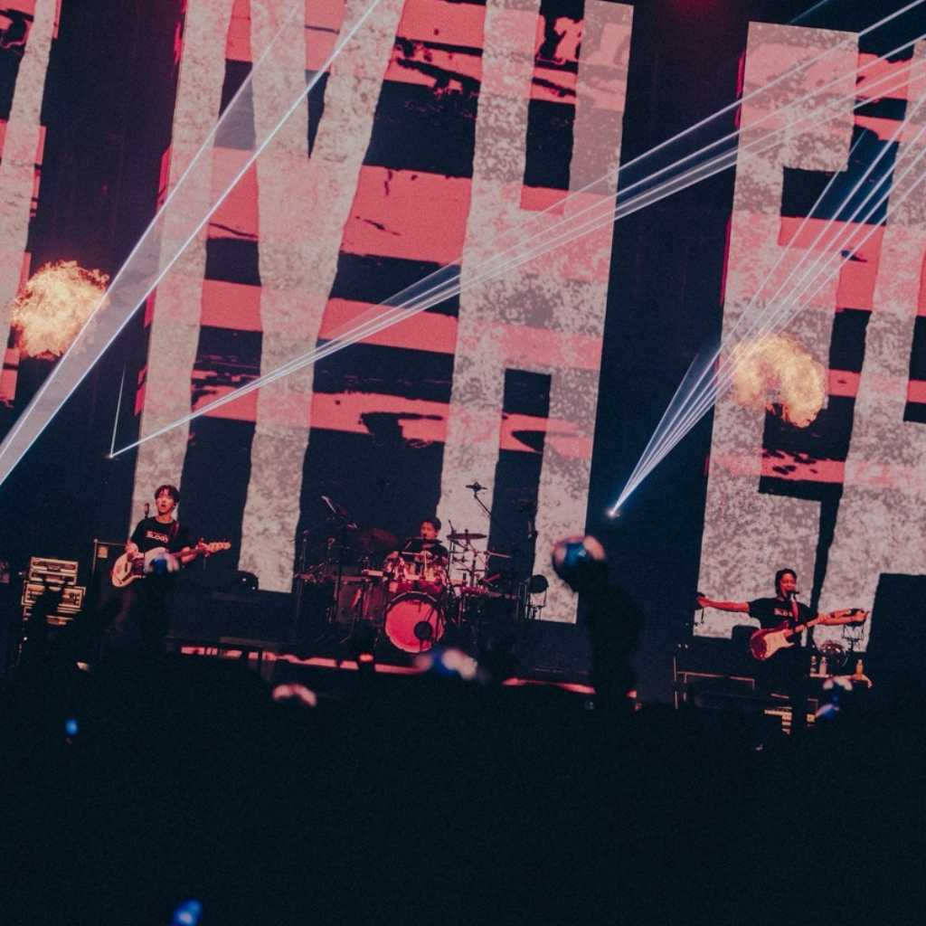【REPORT】CNBLUE、サプライズ発表にファン歓喜!ワールドツアーの日本公演が盛況裏に終了