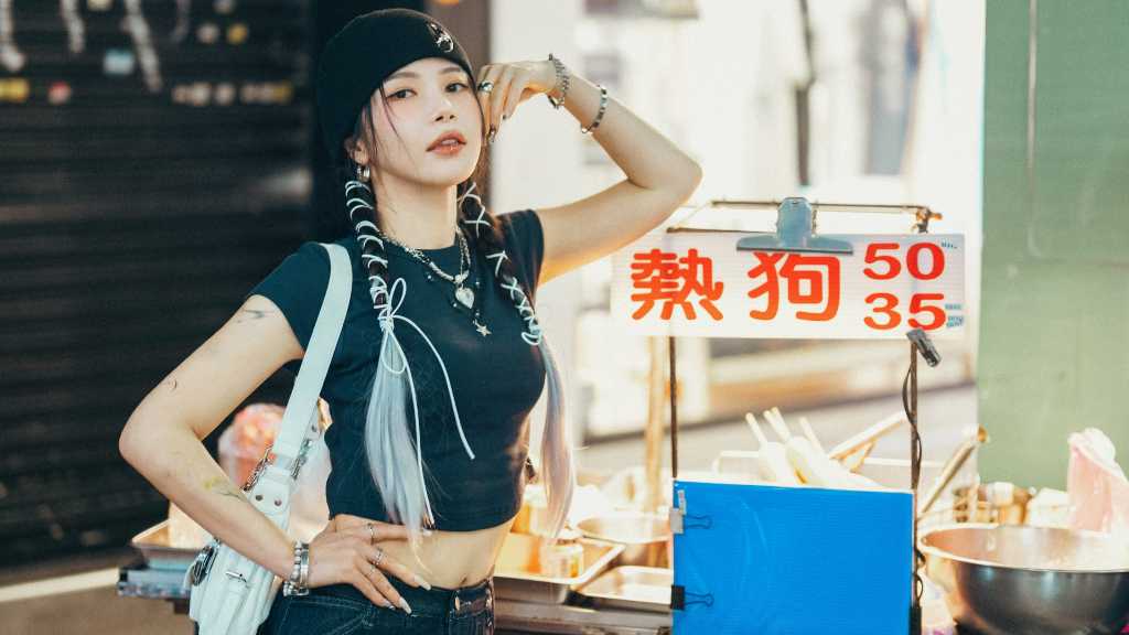 MAMAMOO ソラ、中国語シングル「Floating Free」コンセプトフォト第1弾を公開