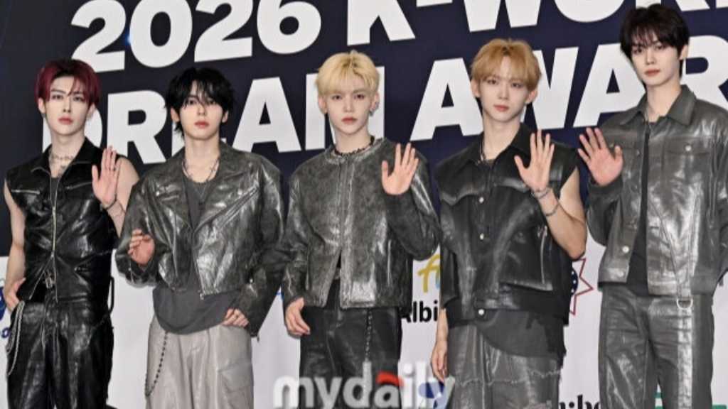 K-WORLD DREAM AWARDS