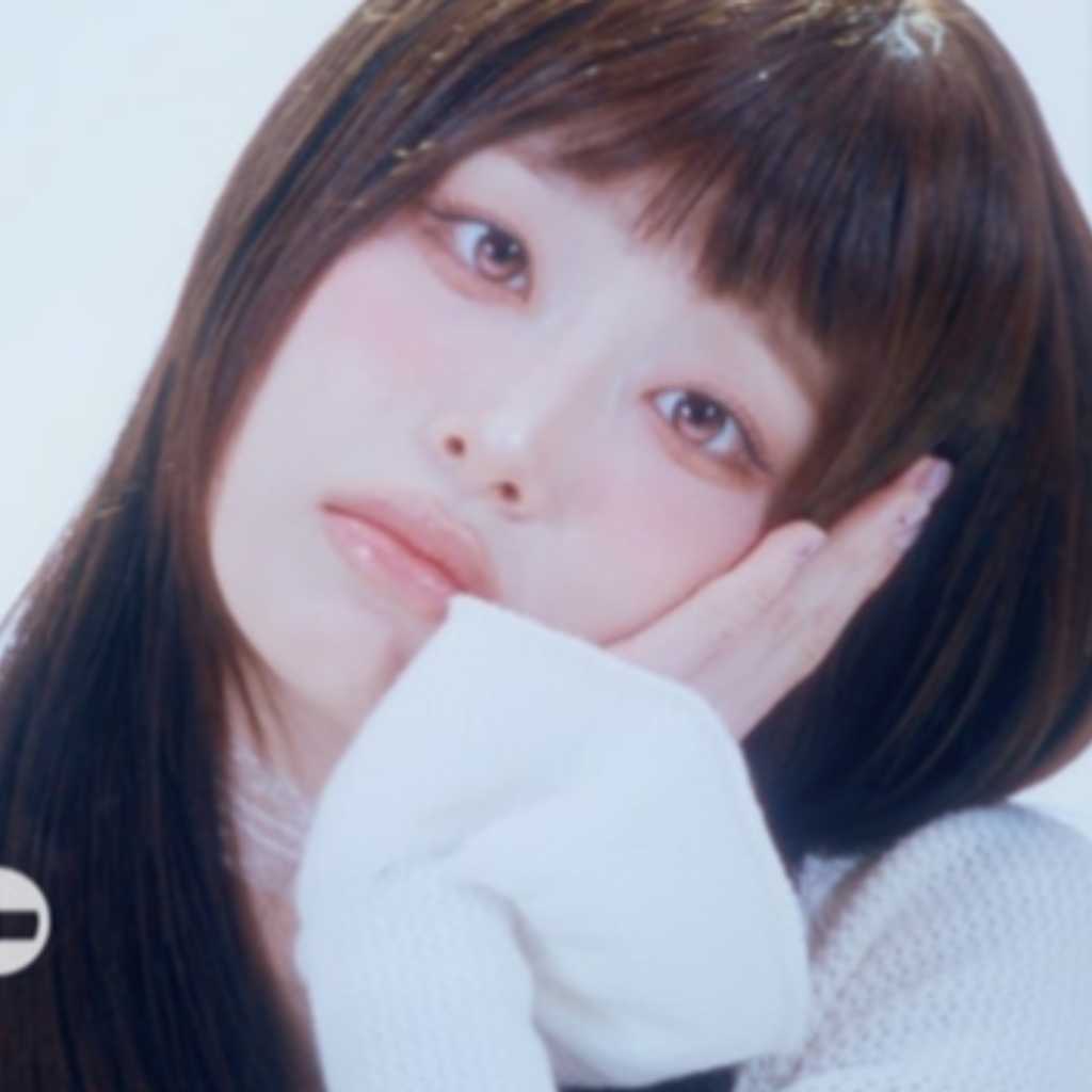 チュウ、タイトル曲「XO, My Cyberlove」パフォーマンスビデオを公開