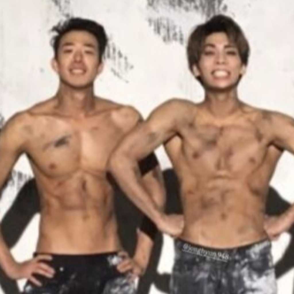 チャ・ヒョンスン、SHINee ジョンヒョンさんを追悼…明るい笑顔のツーショットを公開