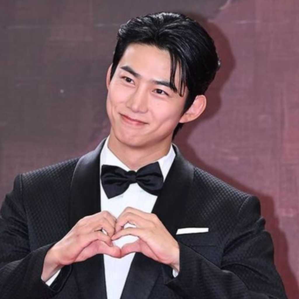 2PM テギョン、結婚式の招待状が話題に「10点満点中10点」