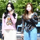 【PHOTO】ITZY、ラジオ出演のため放送局へ…爽やかな笑顔