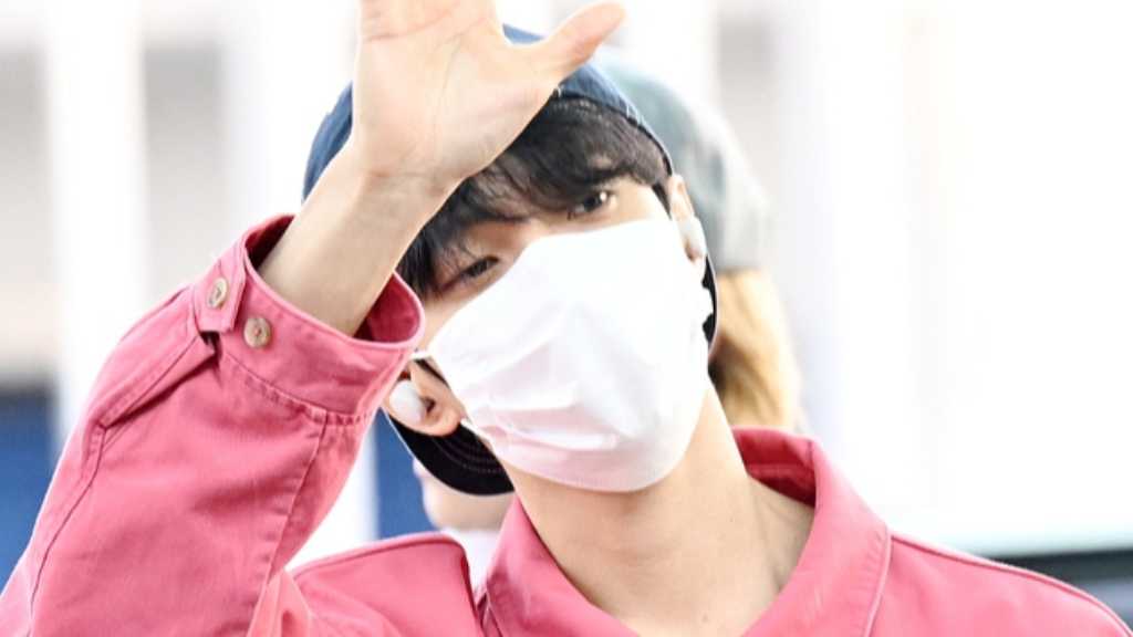 【PHOTO】SEVENTEEN、コンサートのためタイへ出国（動画あり）