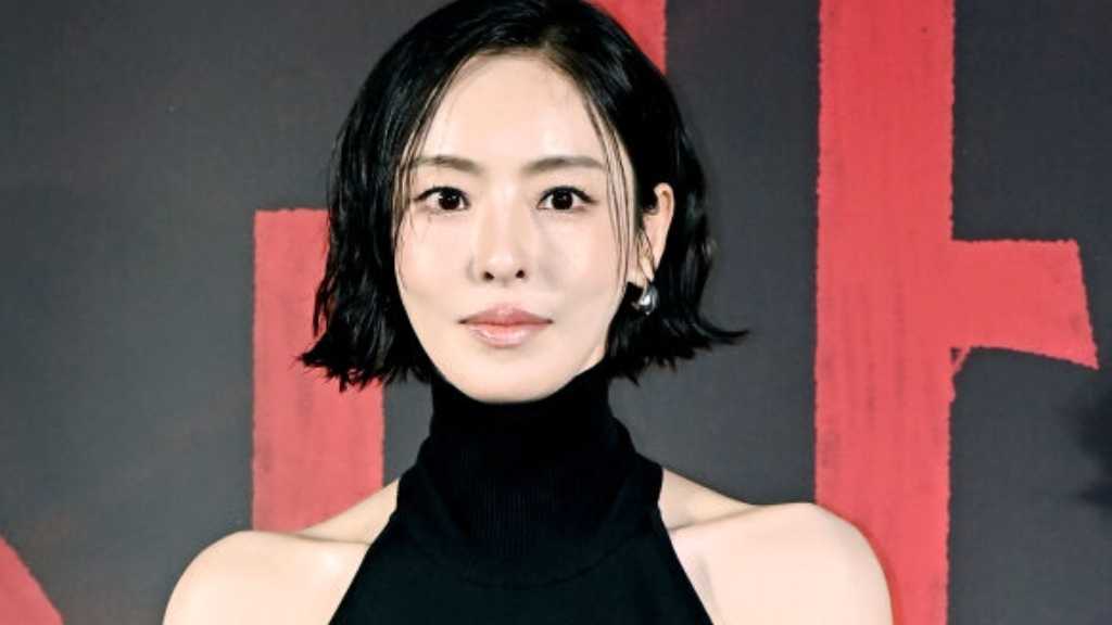 イ・ダヒ、まるでカップル！？イケメン弟との仲睦まじいツーショットが話題（動画あり）