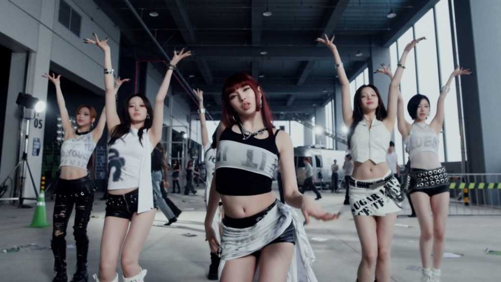 BABYMONSTER、新曲「SUGAR HONEY ICE TEA」MV公開…今夏を席巻するサマーソングが誕生